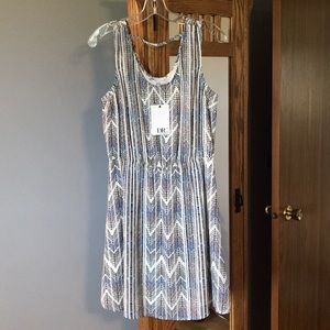 DR2 dress NWT